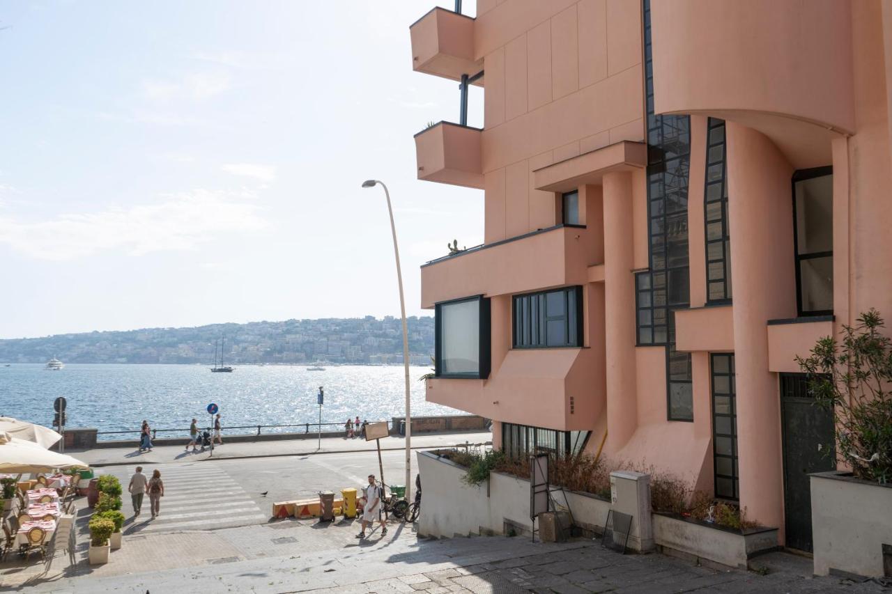 Chiatamone Relais Apartment Napoli Bagian luar foto