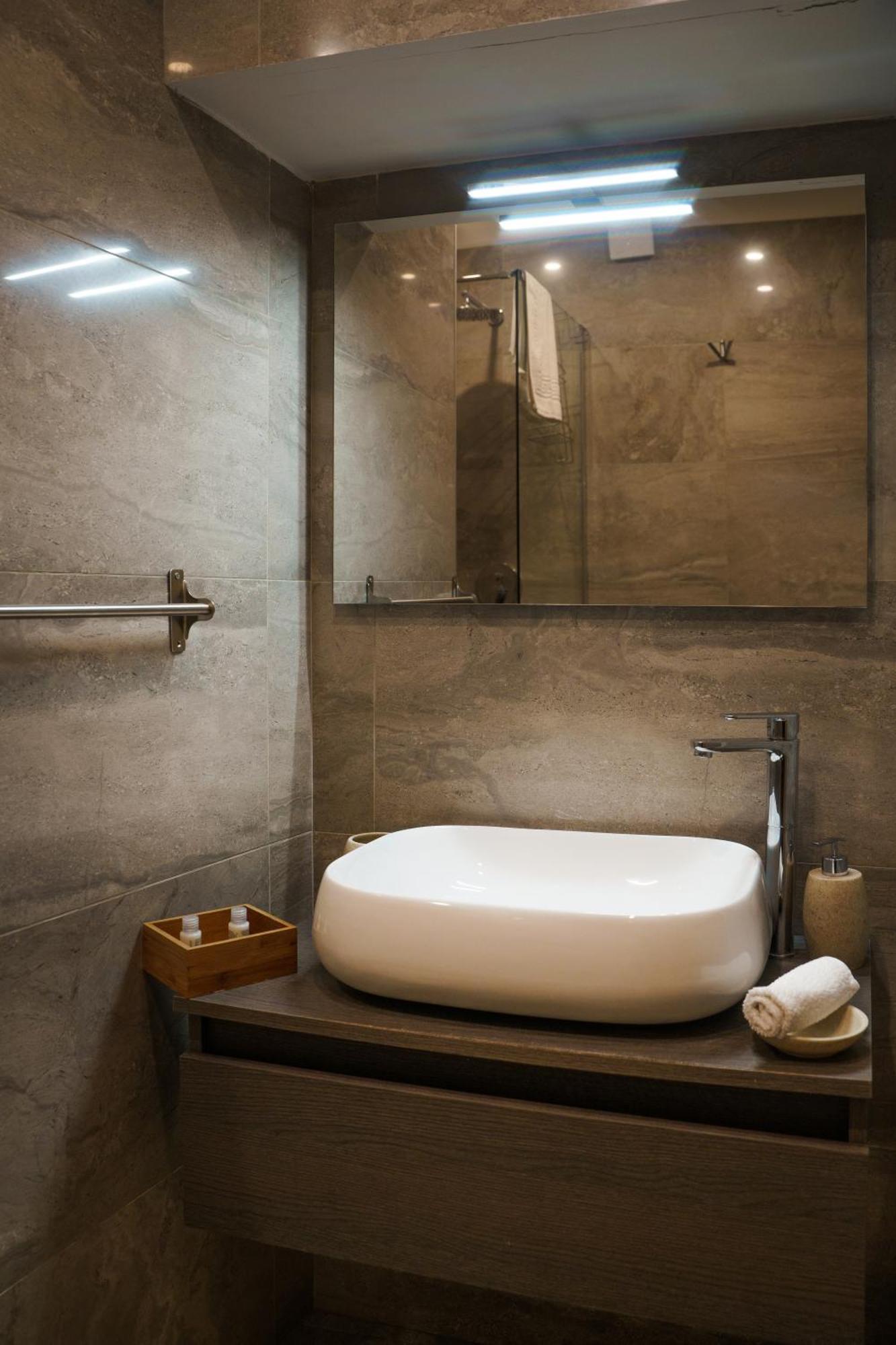 Chiatamone Relais Apartment Napoli Bagian luar foto