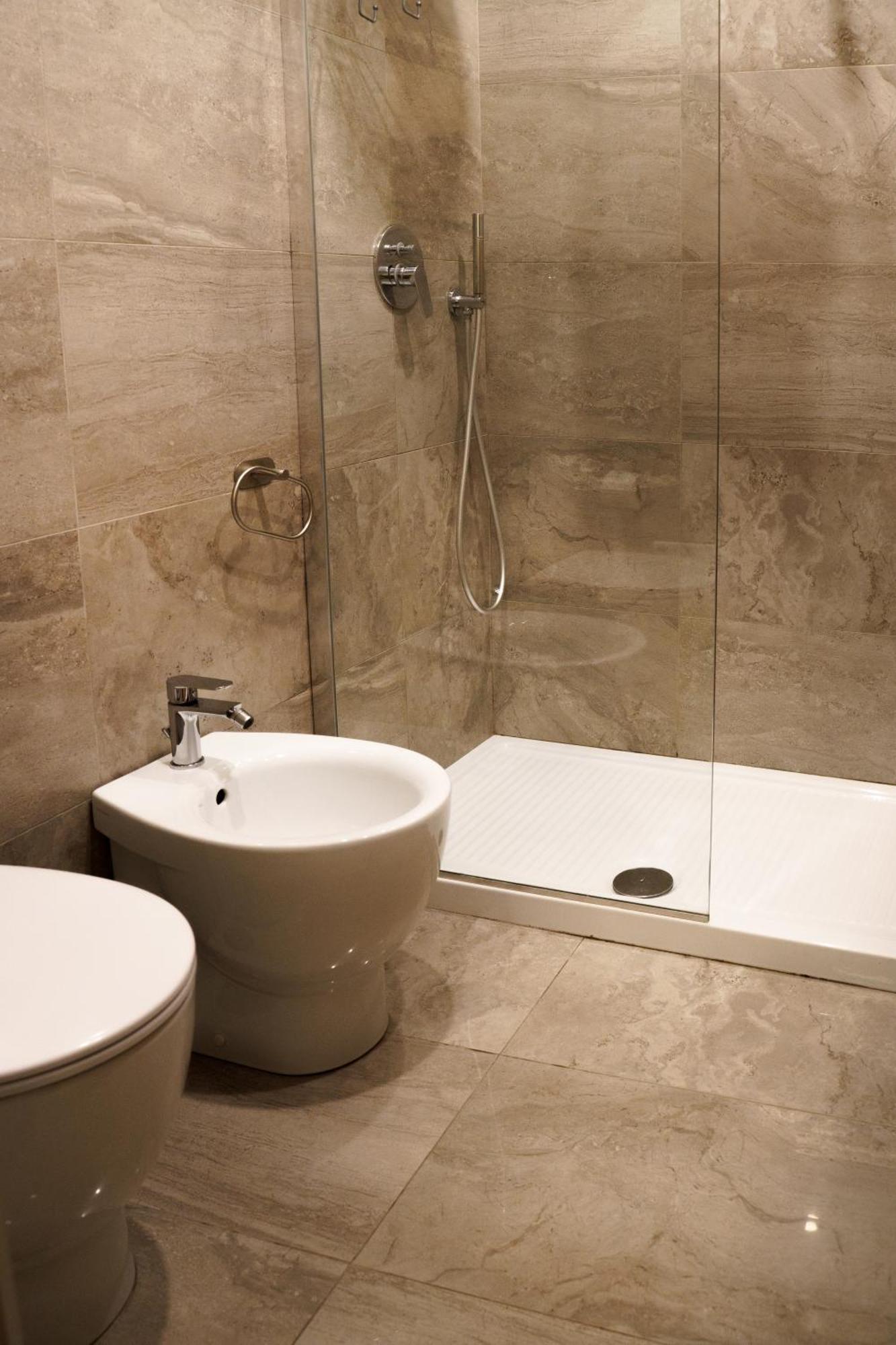 Chiatamone Relais Apartment Napoli Bagian luar foto