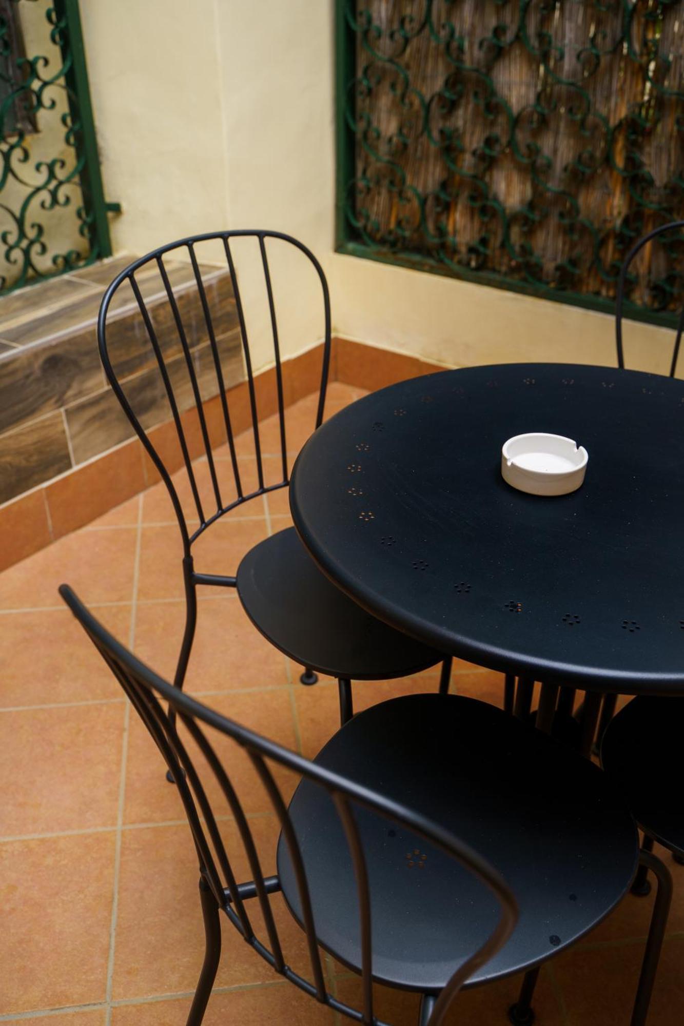 Chiatamone Relais Apartment Napoli Bagian luar foto