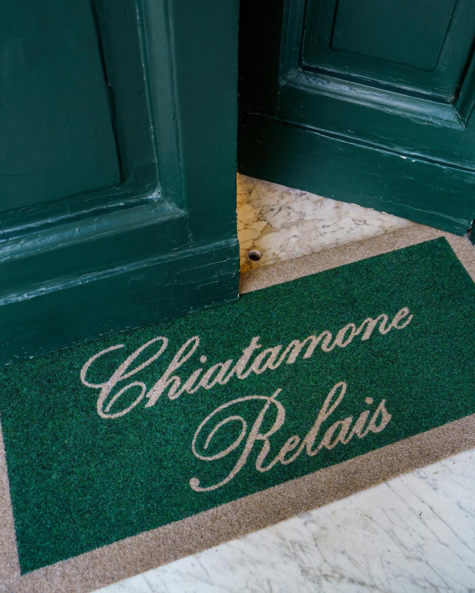 Chiatamone Relais Apartment Napoli Bagian luar foto